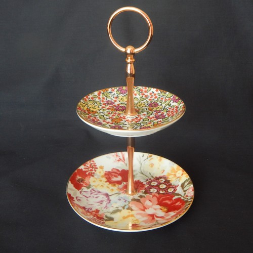 Small cake stand - cake, tier